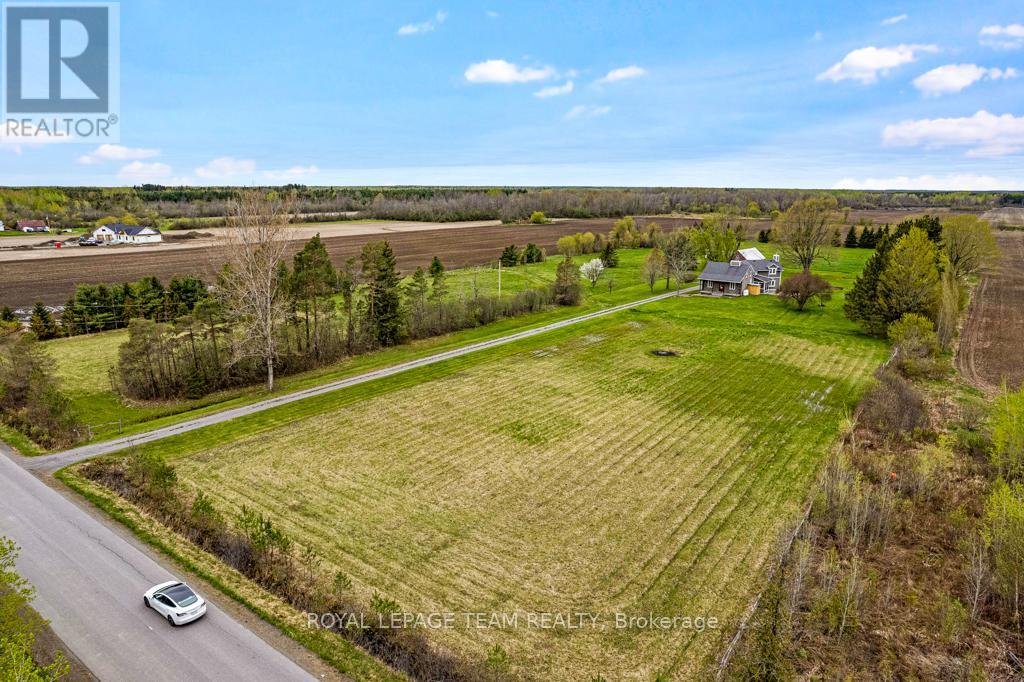 Photo 4 of 1285 Craig Road, North Grenville ON