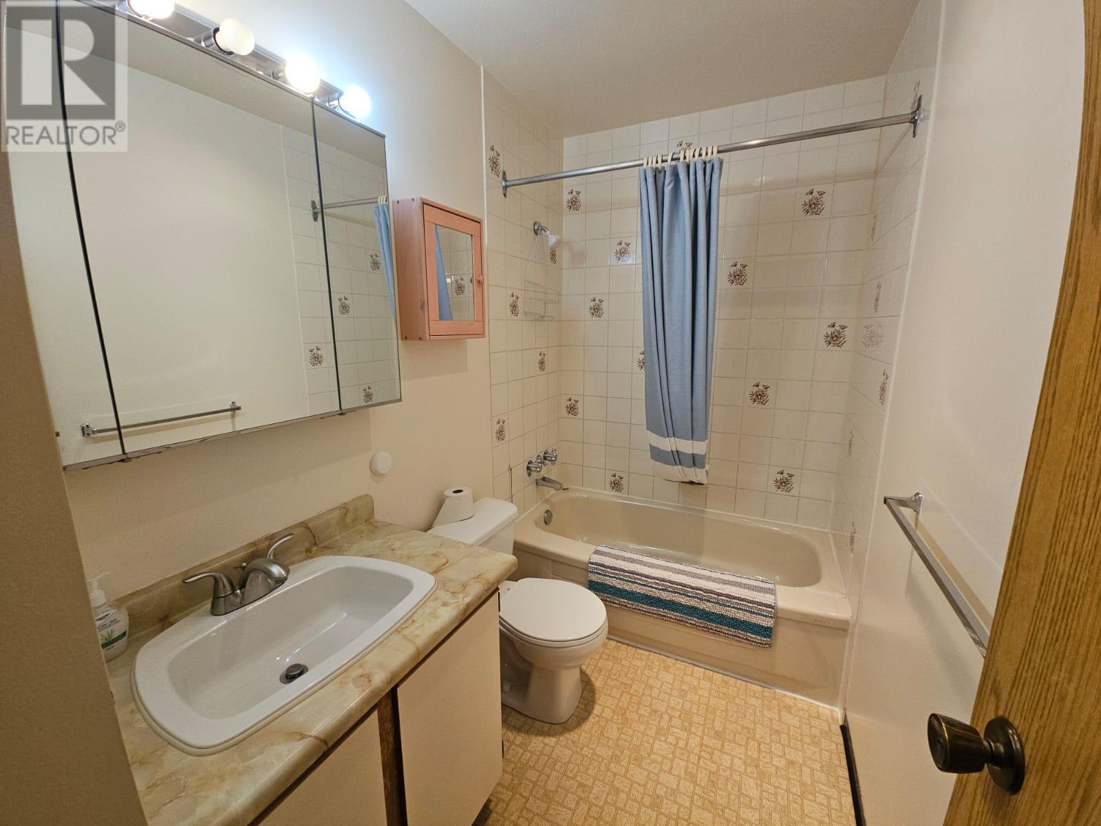 320 NORTHGATE Unit# 310, Tumbler Ridge