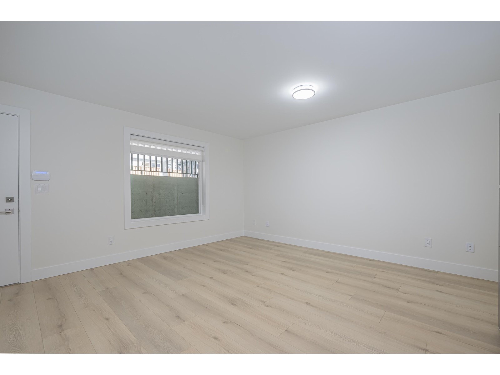 Photo 30 of 15665 82 Avenue, Surrey BC