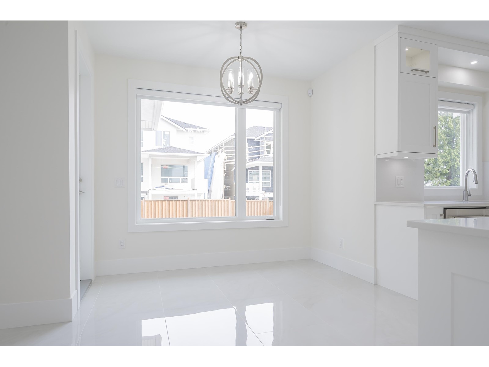 Photo 12 of 15665 82 Avenue, Surrey BC