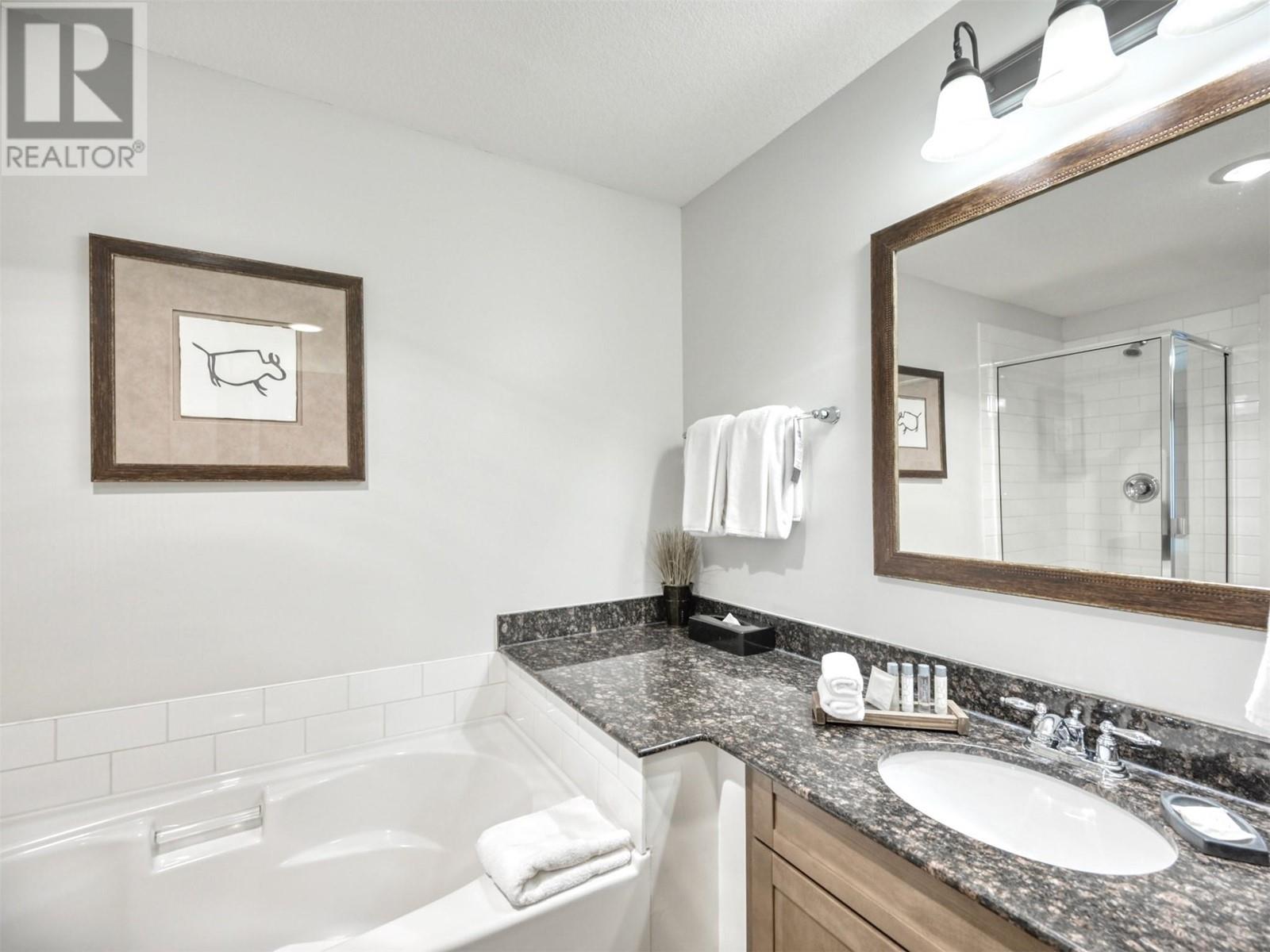 142ABCD 1200 RANCHER CREEK Road, Osoyoos
