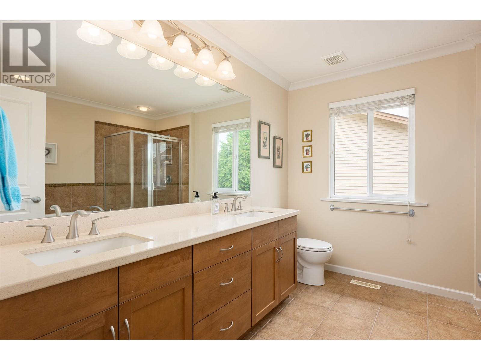 11271 SOUTHGATE ROAD, Pitt Meadows