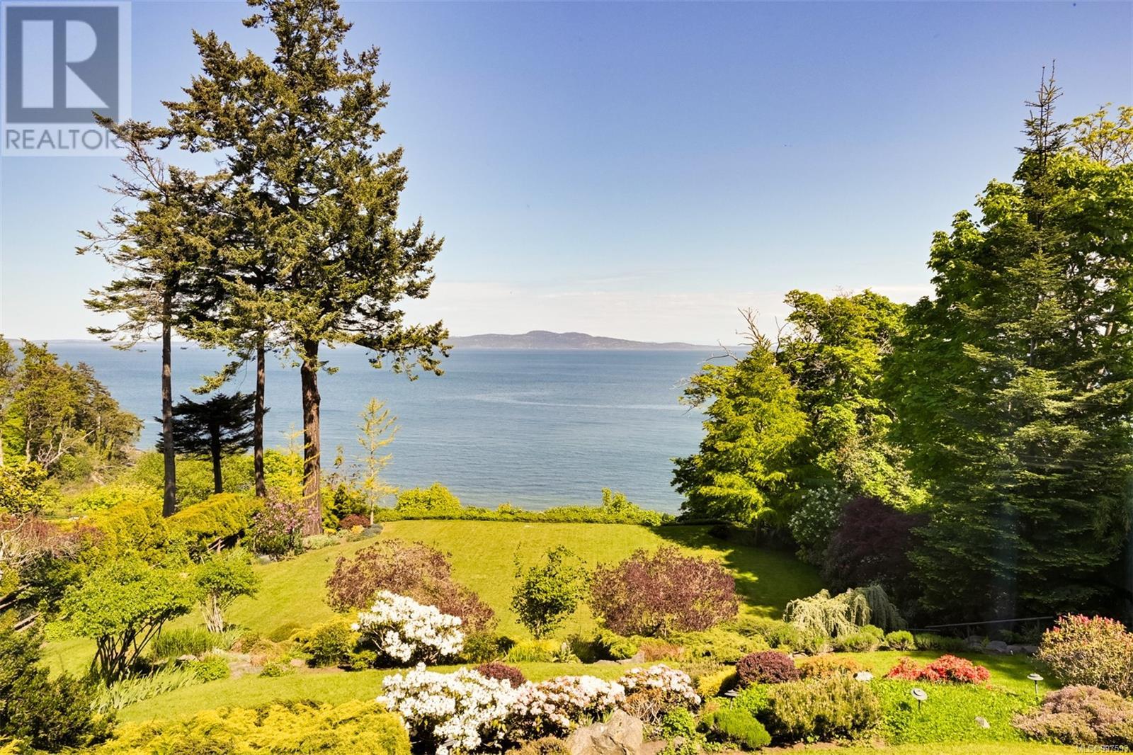 2248 Arbutus Road, Saanich