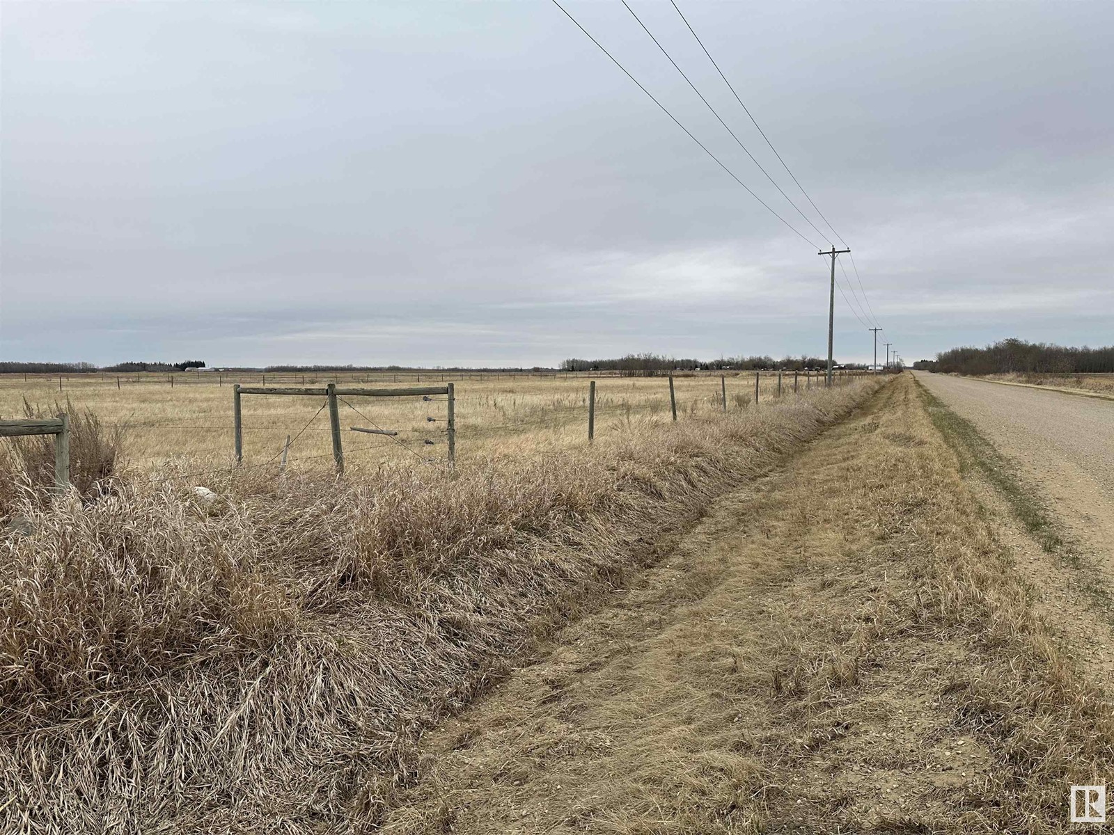 Photo 16 of South Of Hwy 15 On Range Road 191, Rural Lamont County AB