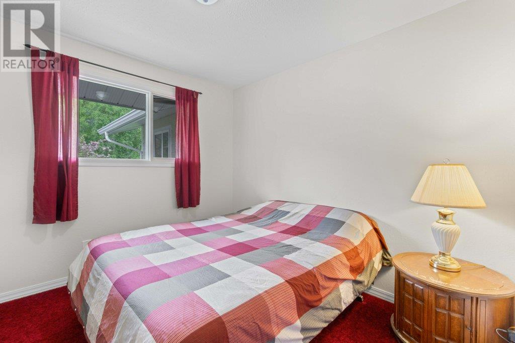  4501 44 Avenue Northwest, Salmon Arm