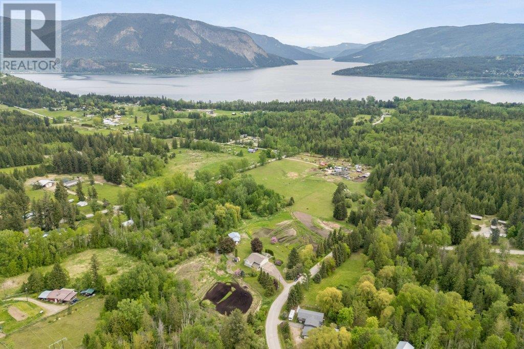  4501 44 Avenue Northwest, Salmon Arm