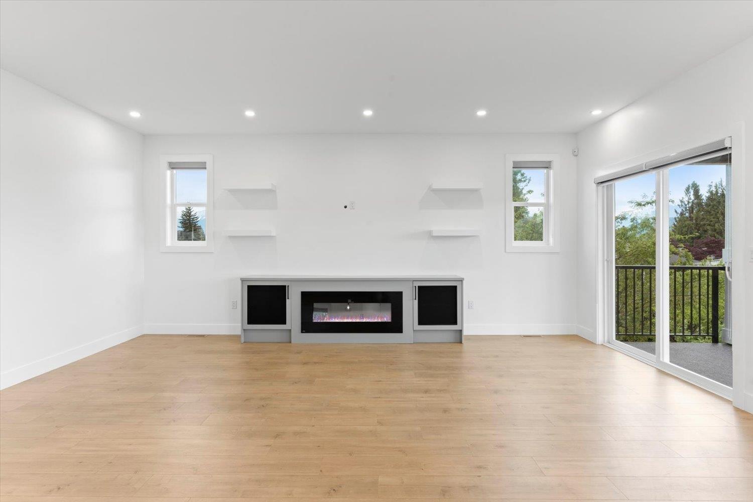 Photo 5 of 45480 Wellington Avenue Chilliwack Proper West, Chilliwack BC