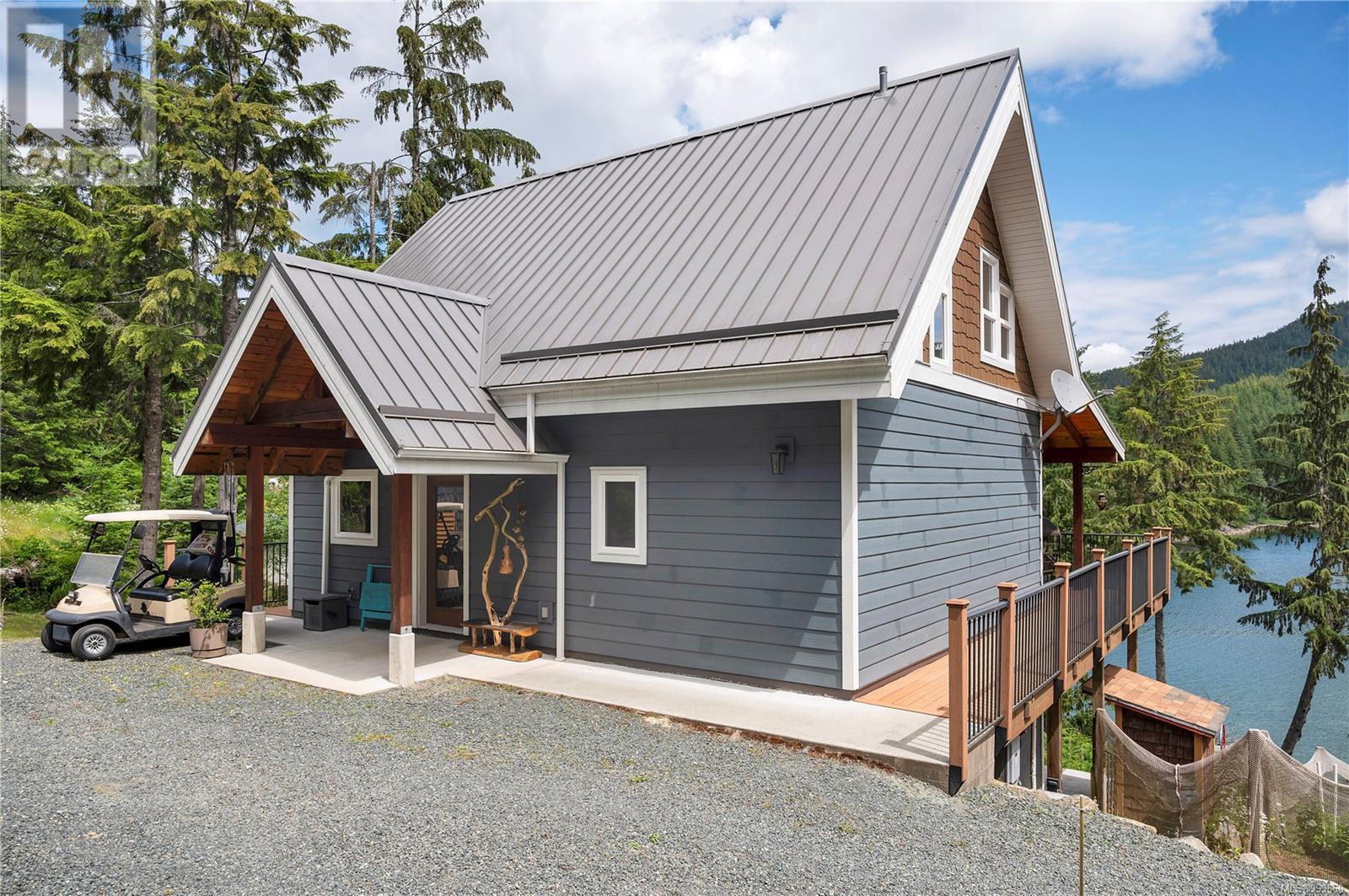 1646 Kanish View Dr, Quadra Island