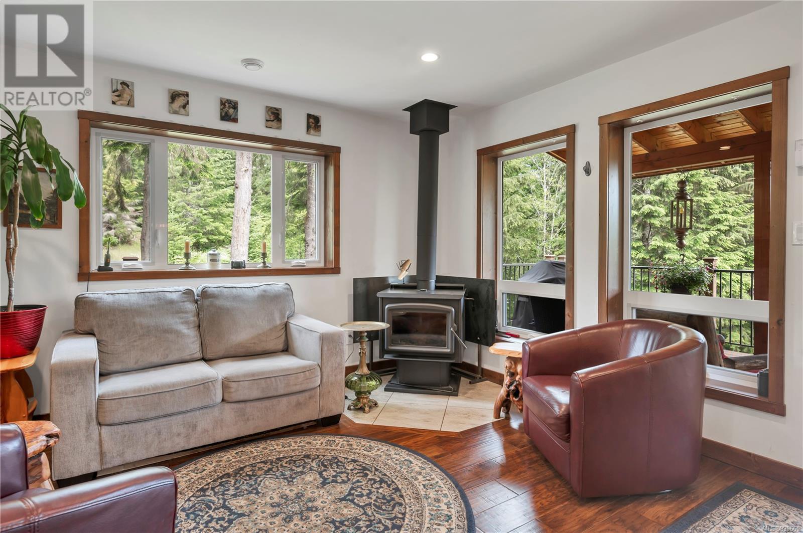 1646 Kanish View Dr, Quadra Island
