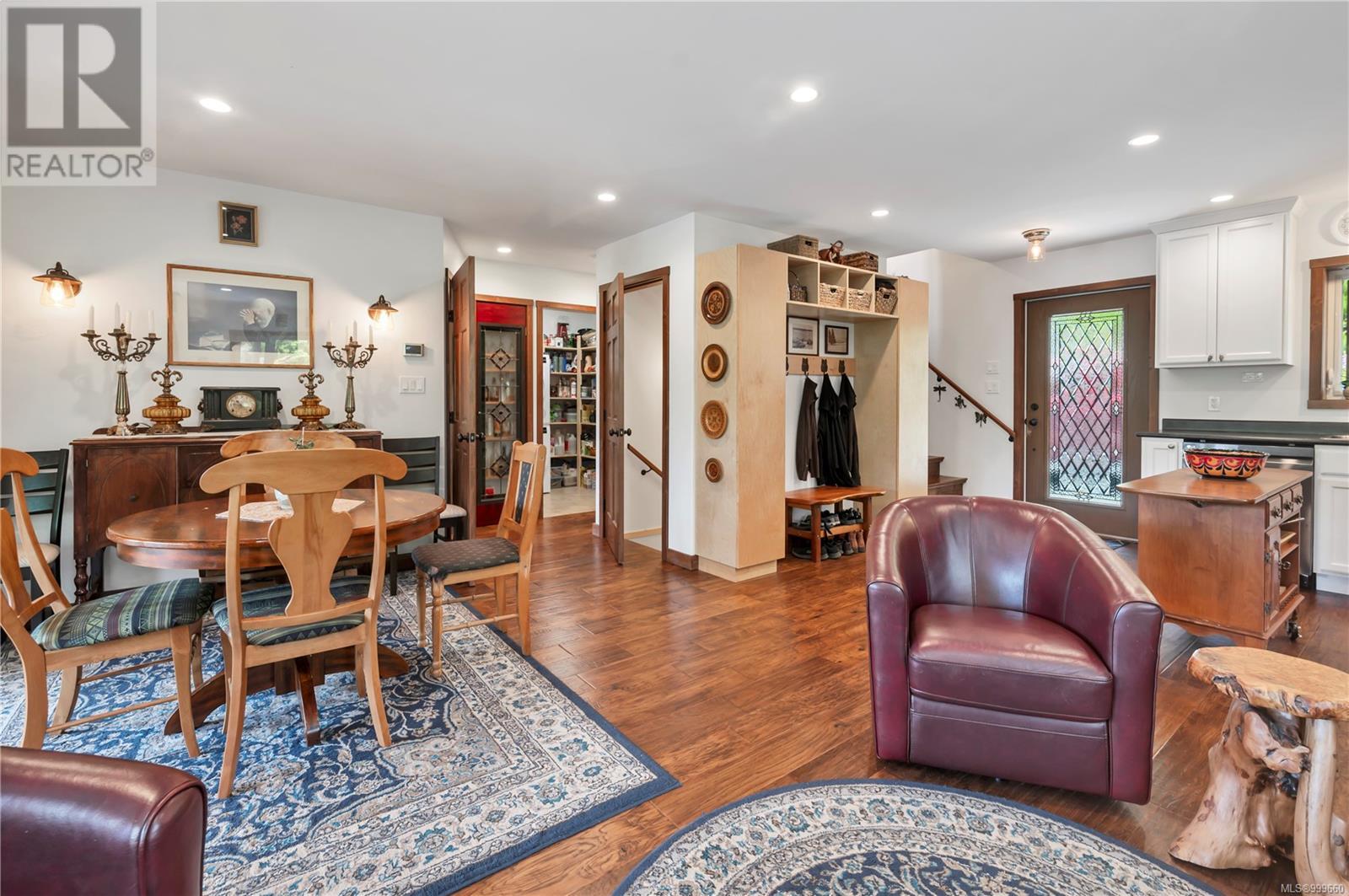 1646 Kanish View Dr, Quadra Island