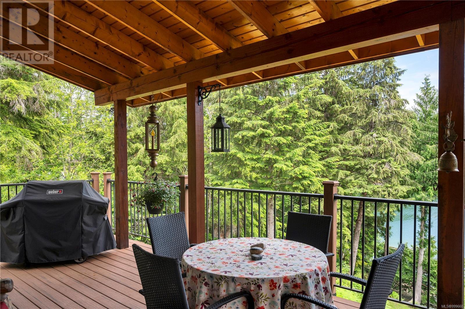 1646 Kanish View Dr, Quadra Island