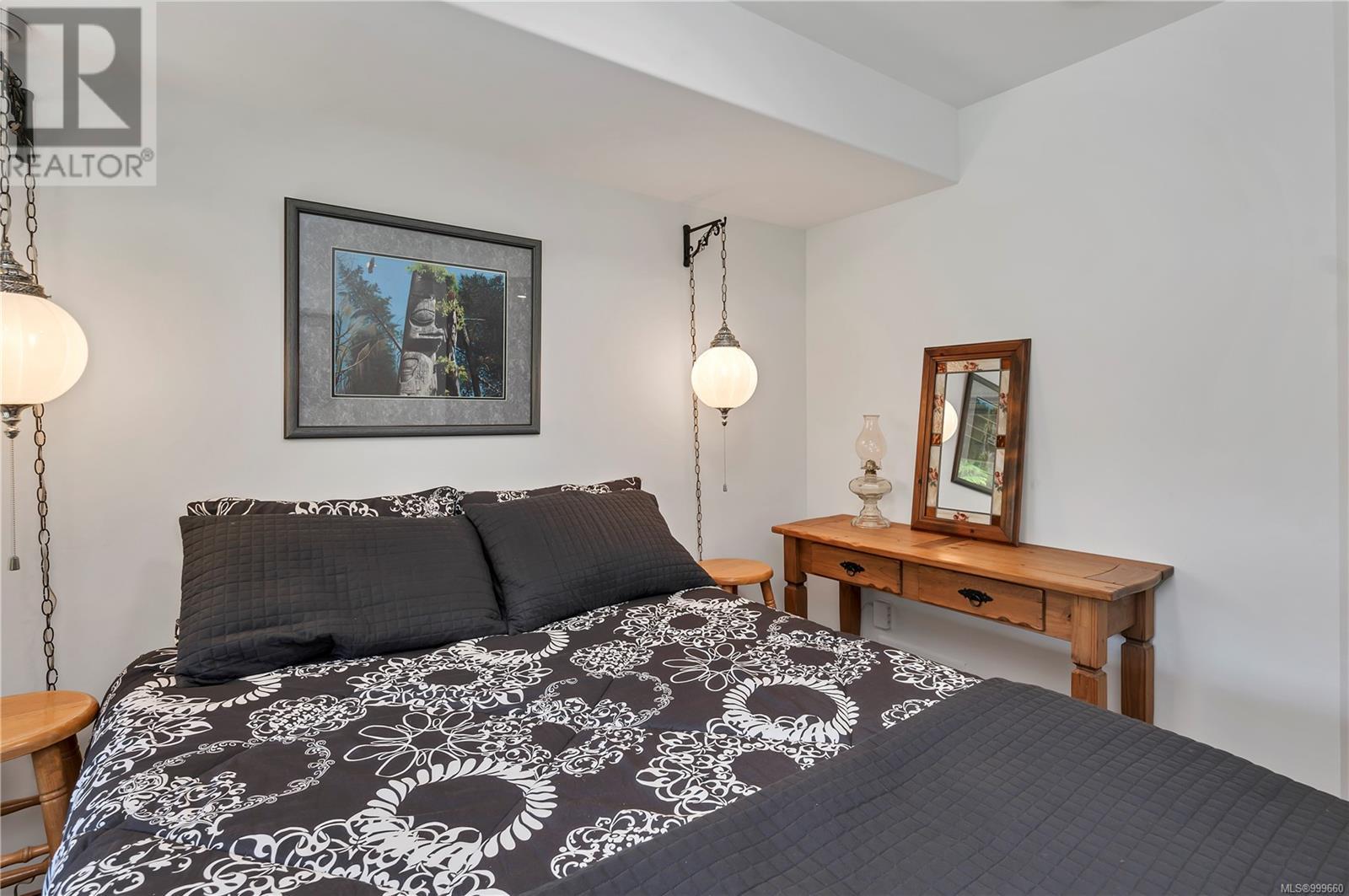 1646 Kanish View Dr, Quadra Island