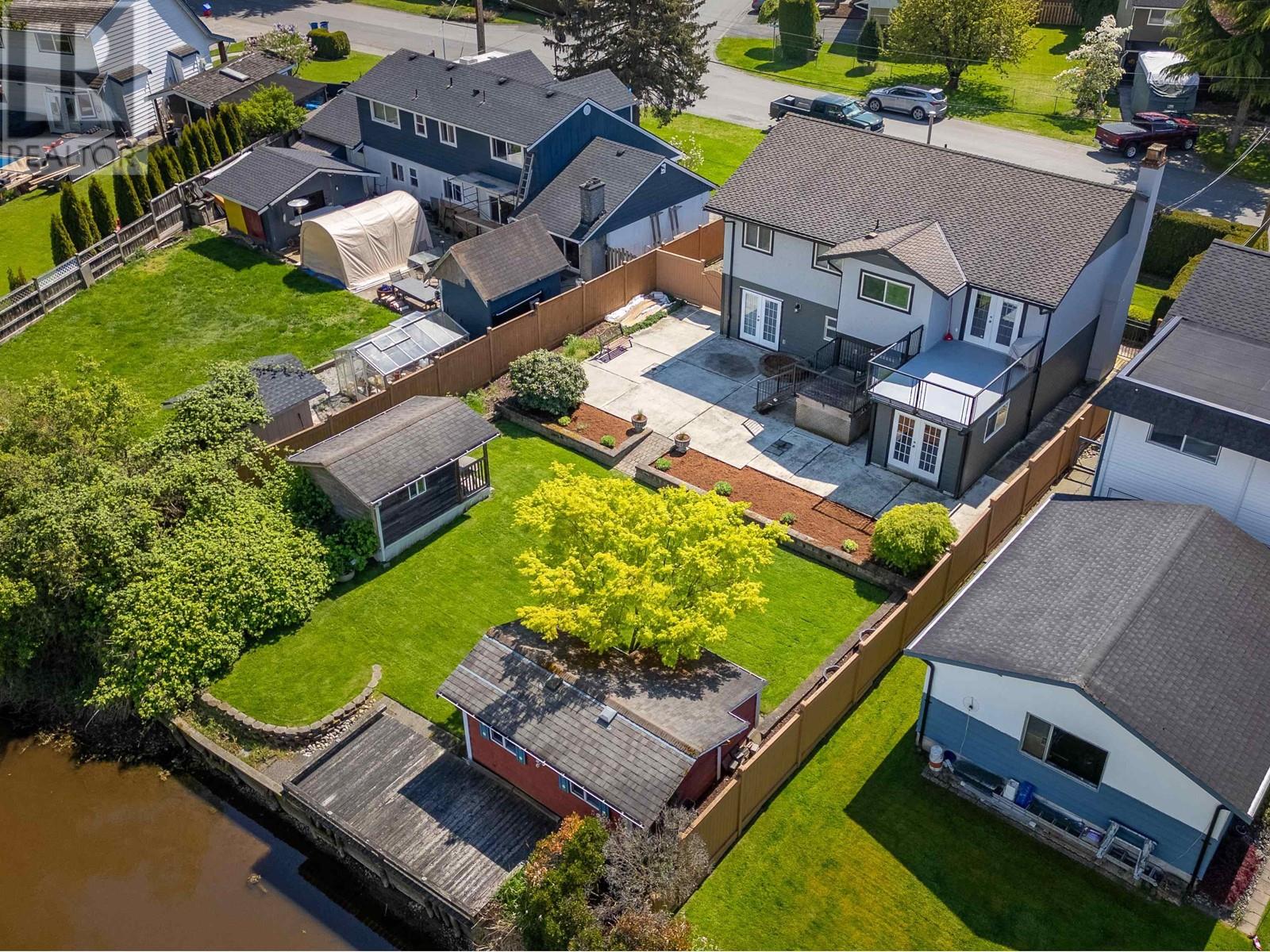6087 CRESCENT Drive, Delta