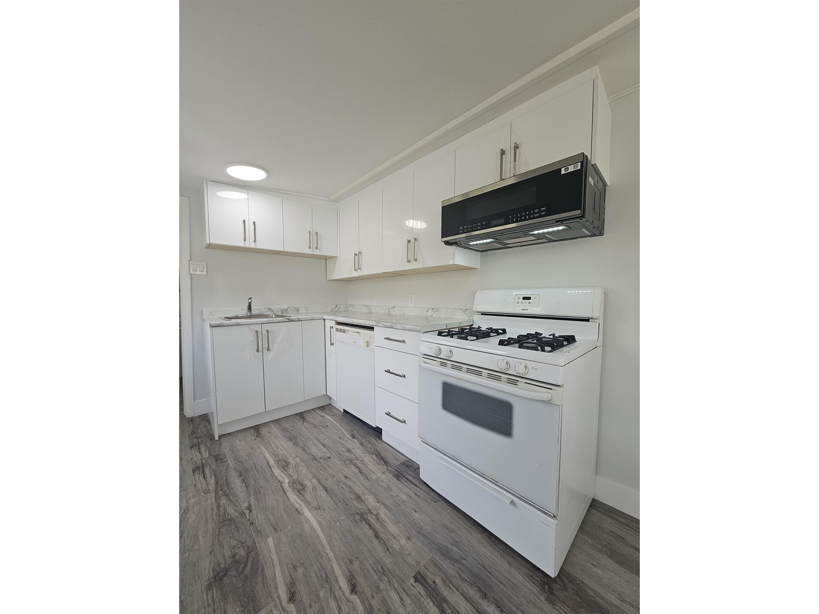 14729 GORDON AVENUE, White Rock real estate listing R2982454