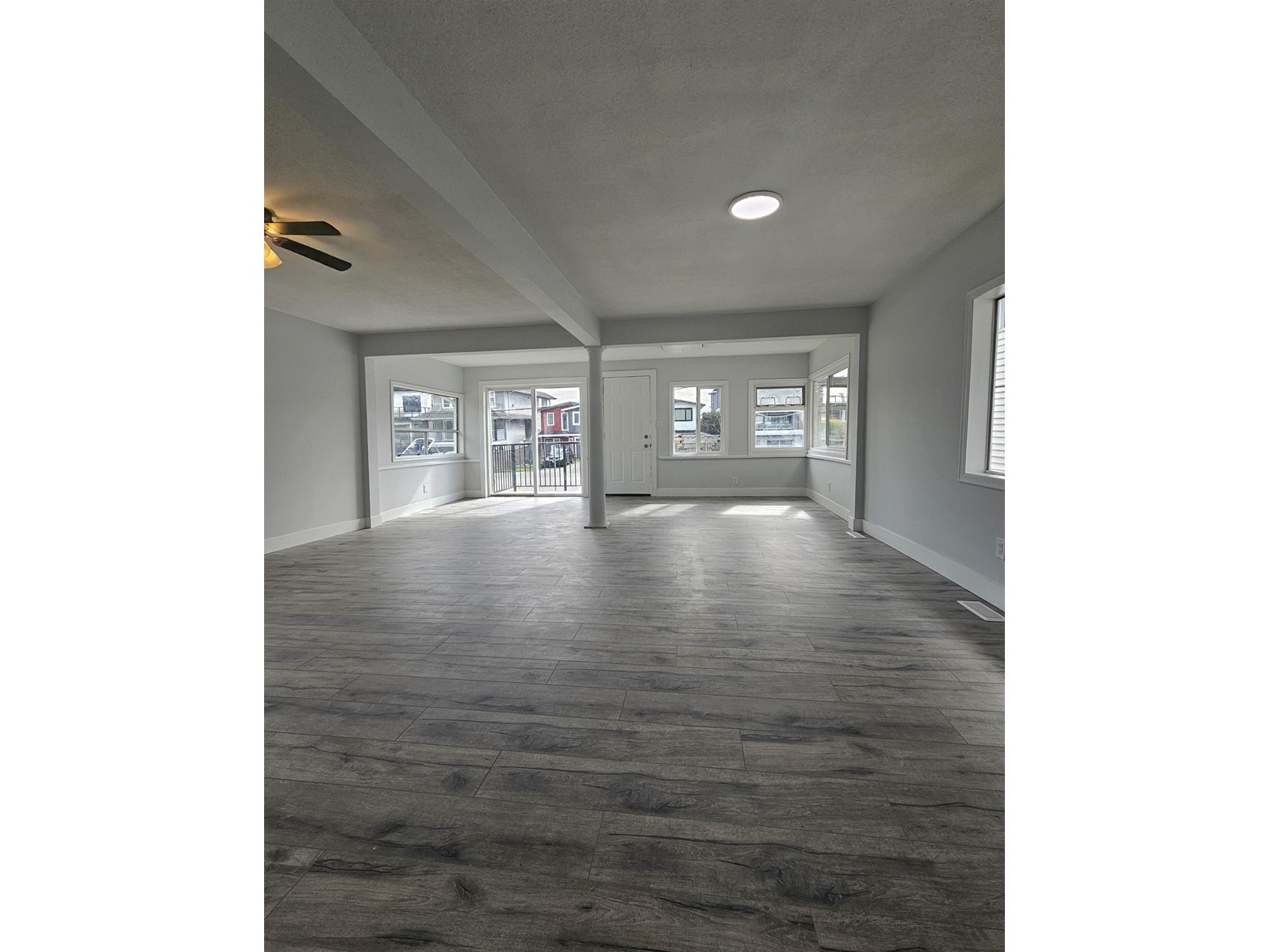 14729 GORDON AVENUE, White Rock real estate listing R2982454
