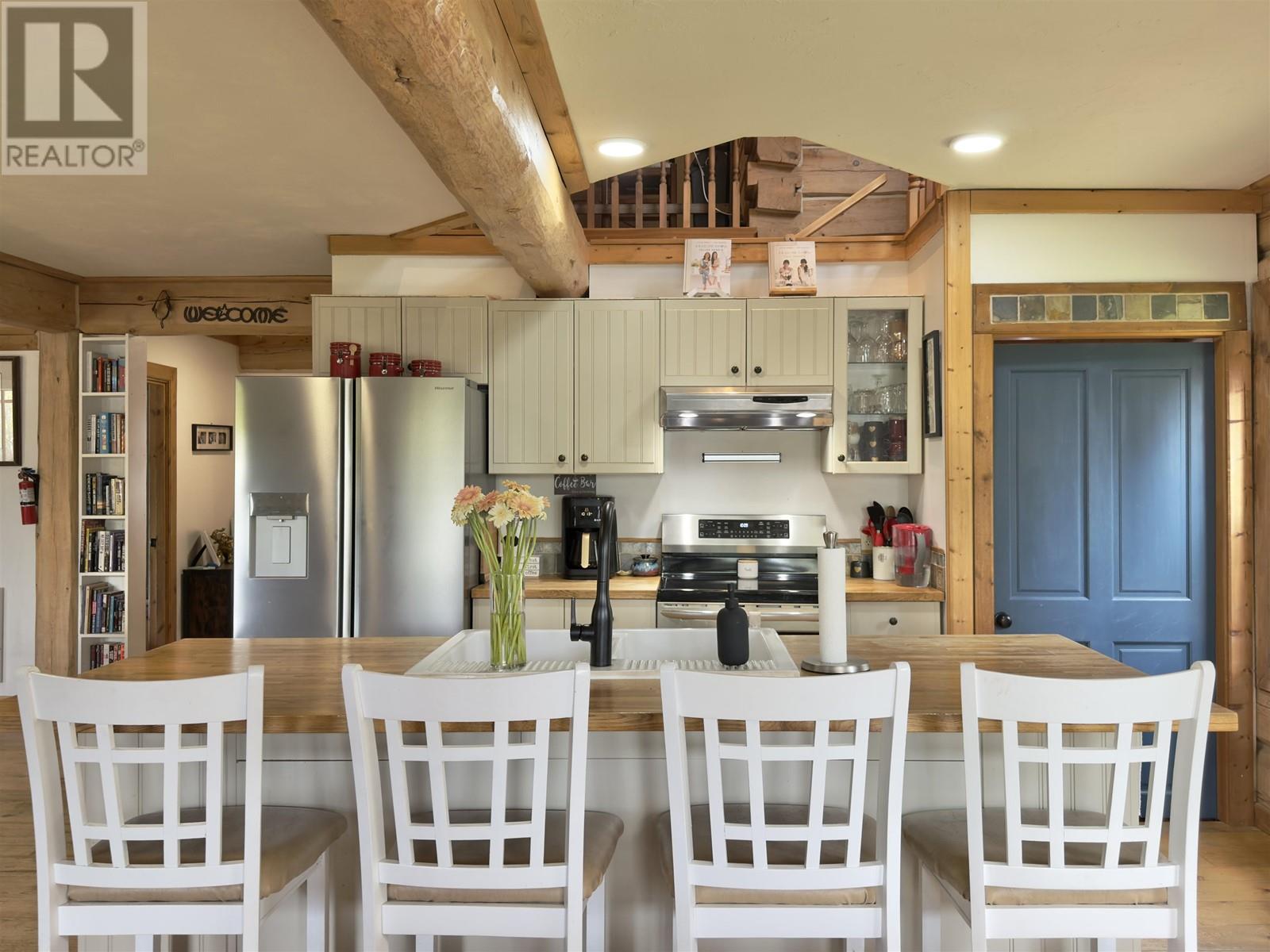 4217 LAKEVIEW ROAD, Williams Lake