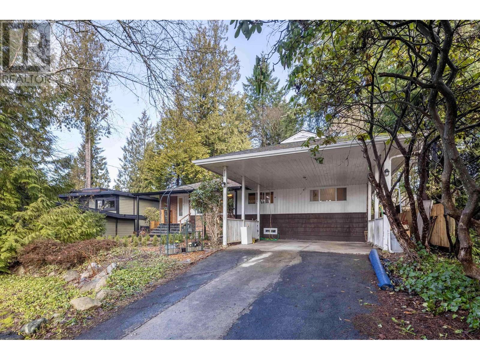 985 WALLACE WYND, Port Moody real estate listing R3001895