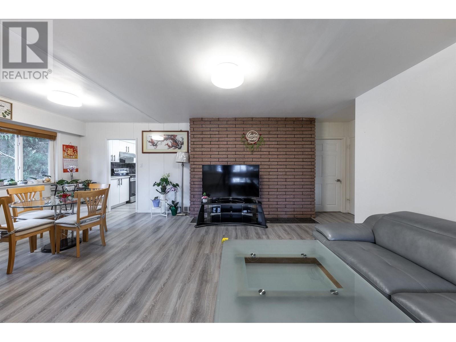 985 WALLACE WYND, Port Moody real estate listing R3001895