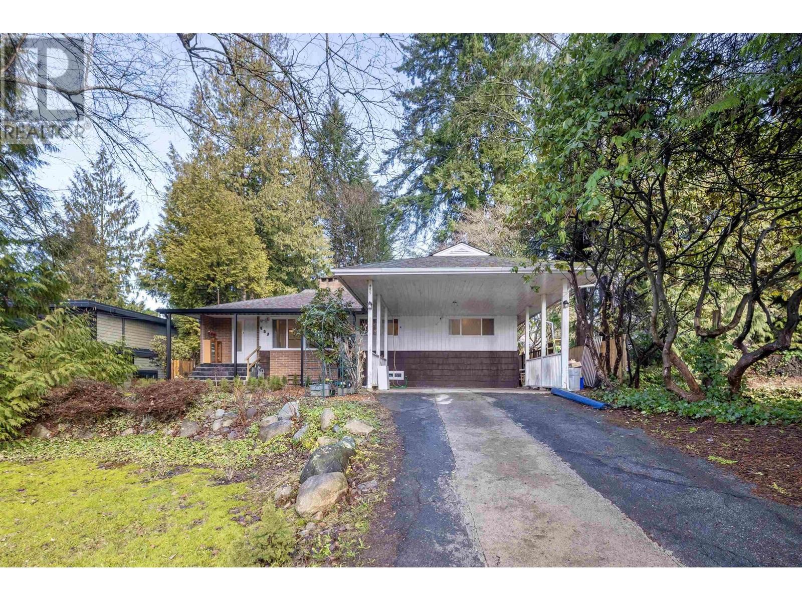 985 WALLACE WYND, Port Moody real estate listing R3001895