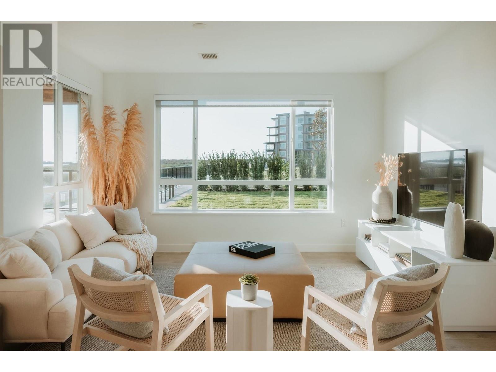 Photo 6 of 209 2463 Rabbit Drive, Tsawwassen BC