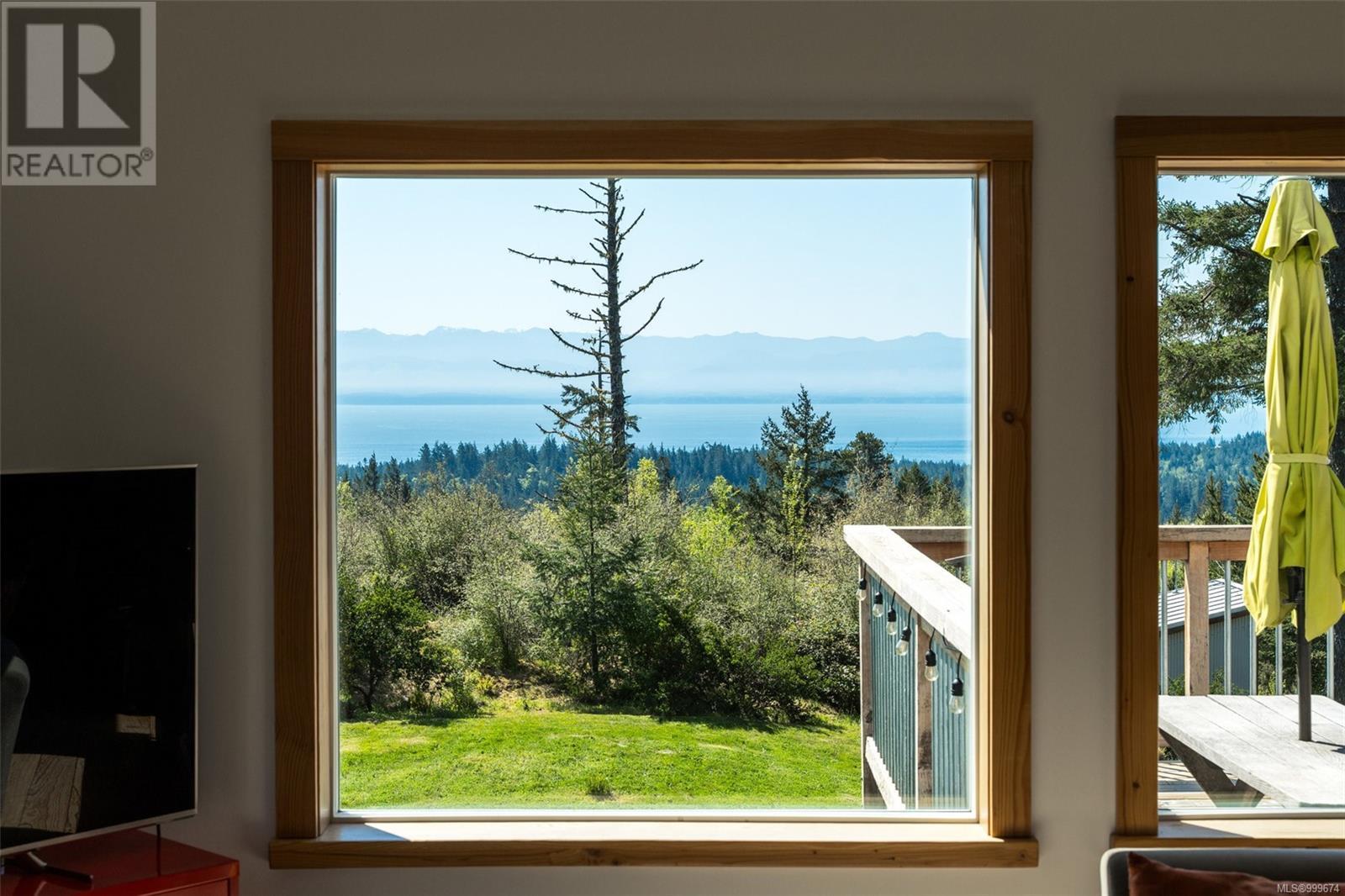  8175 Tregear Road, Sooke
