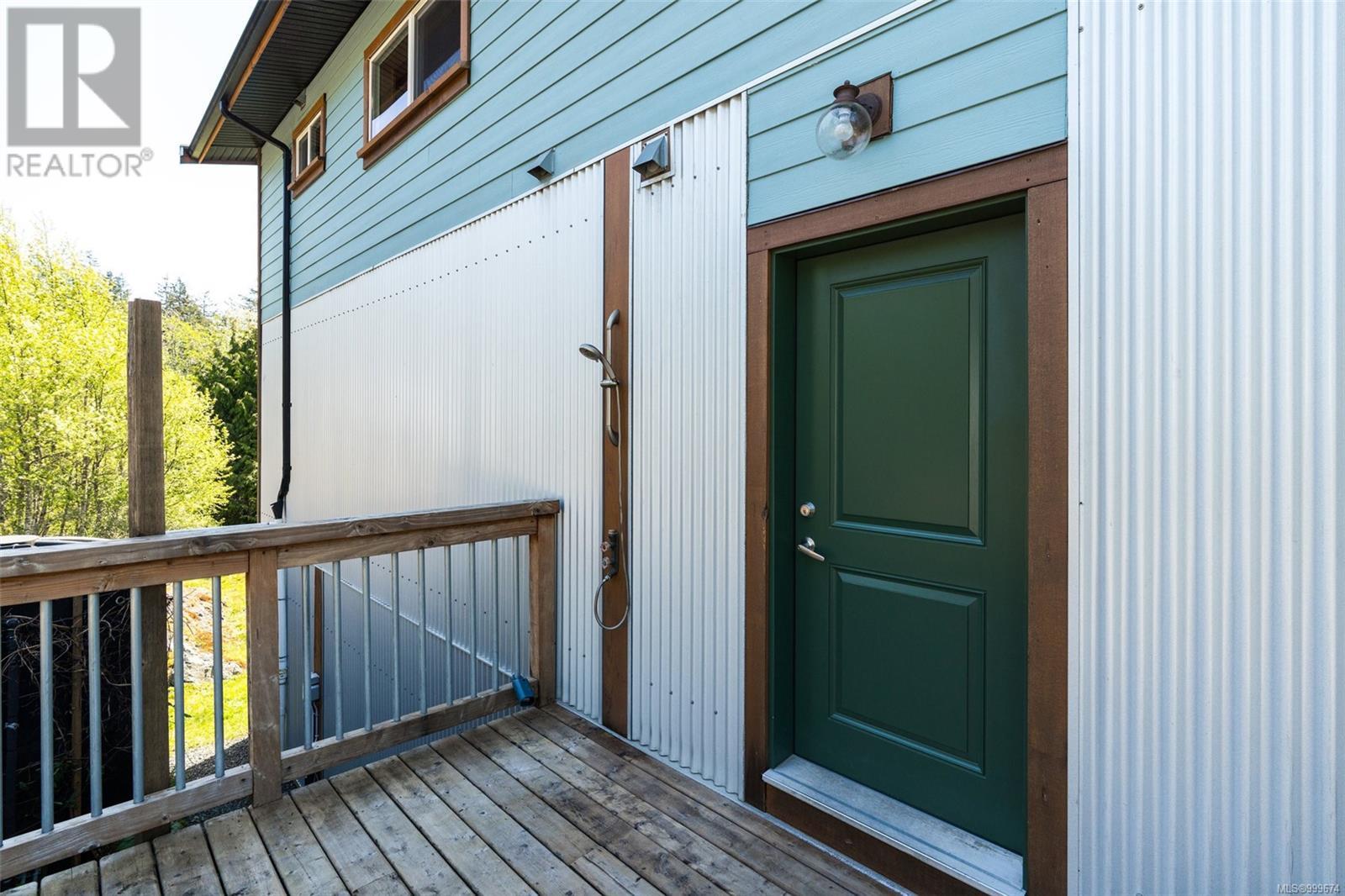  8175 Tregear Road, Sooke