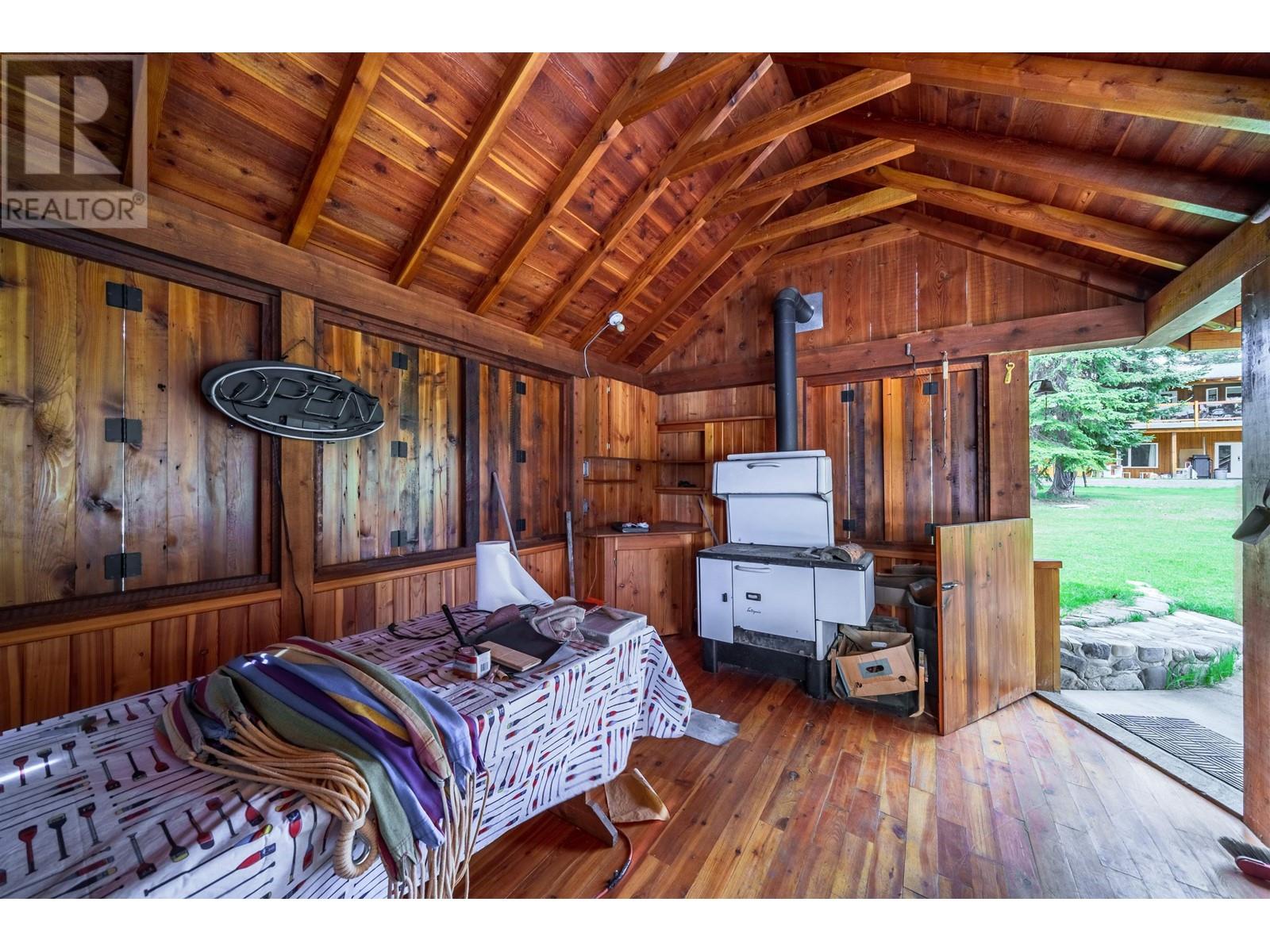 3544 CABIN ROAD, Lac La Hache