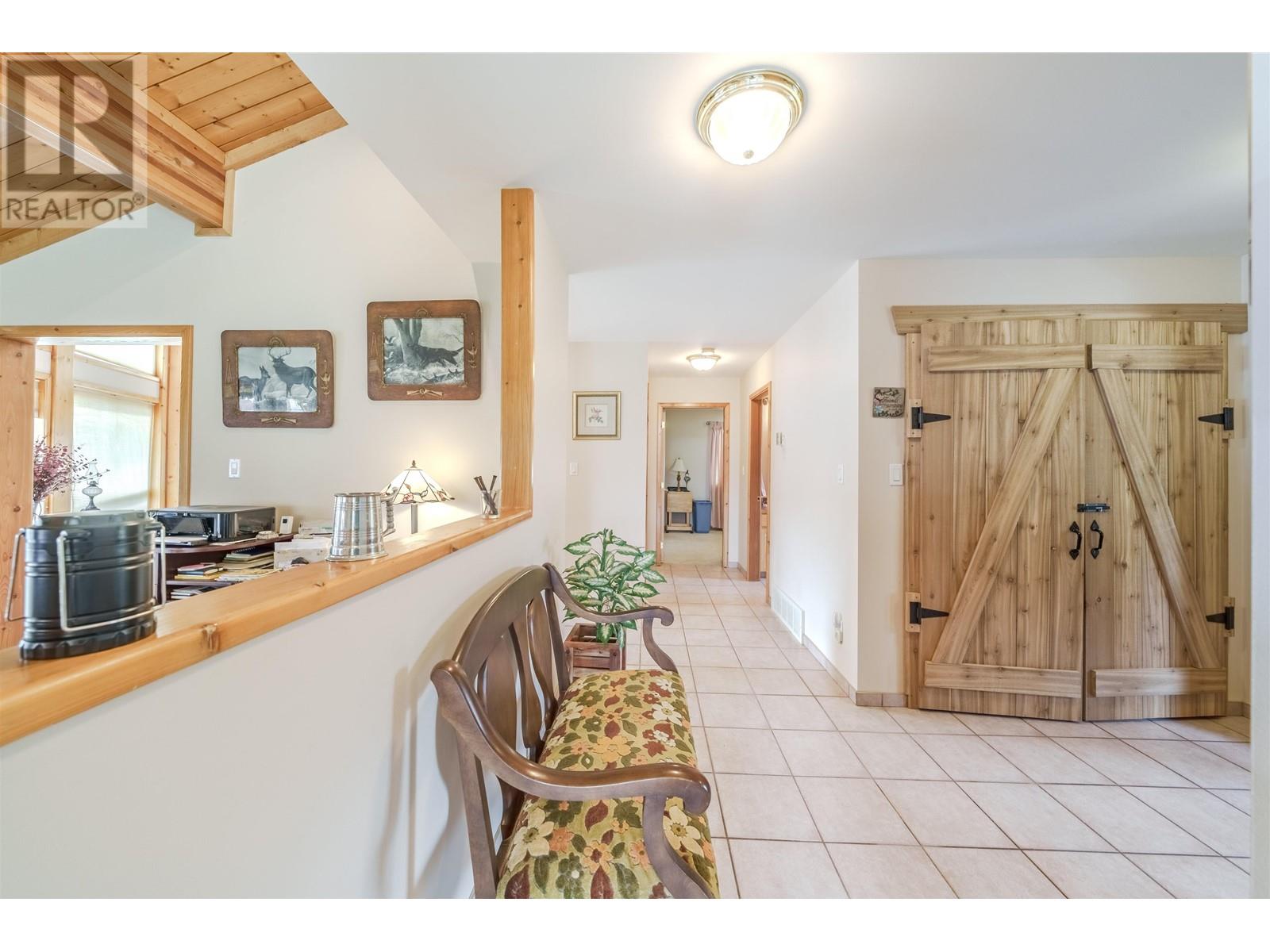 3544 CABIN ROAD, Lac La Hache