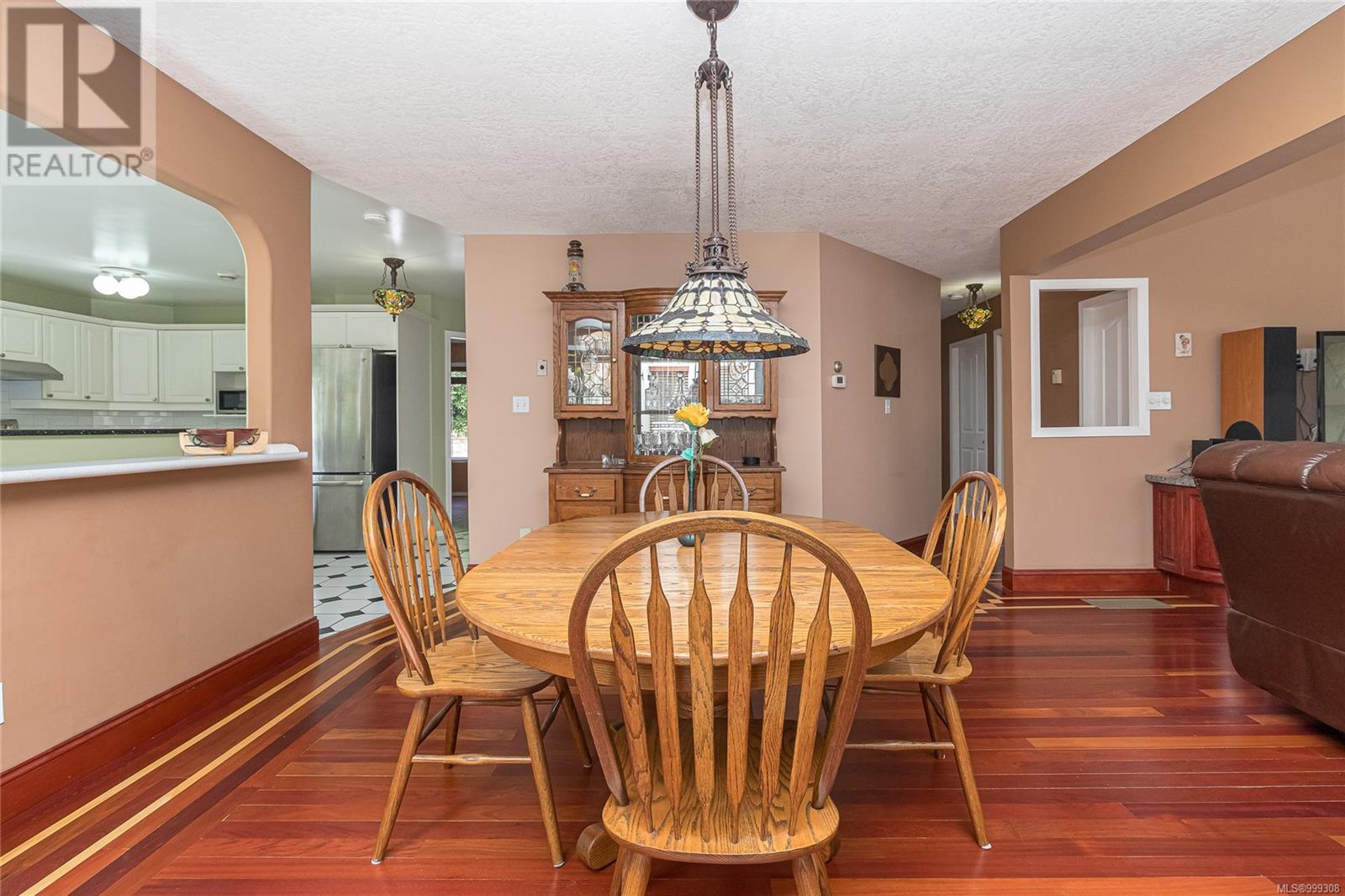 Photo 13 of 1211 Burnside Rd W, Saanich BC