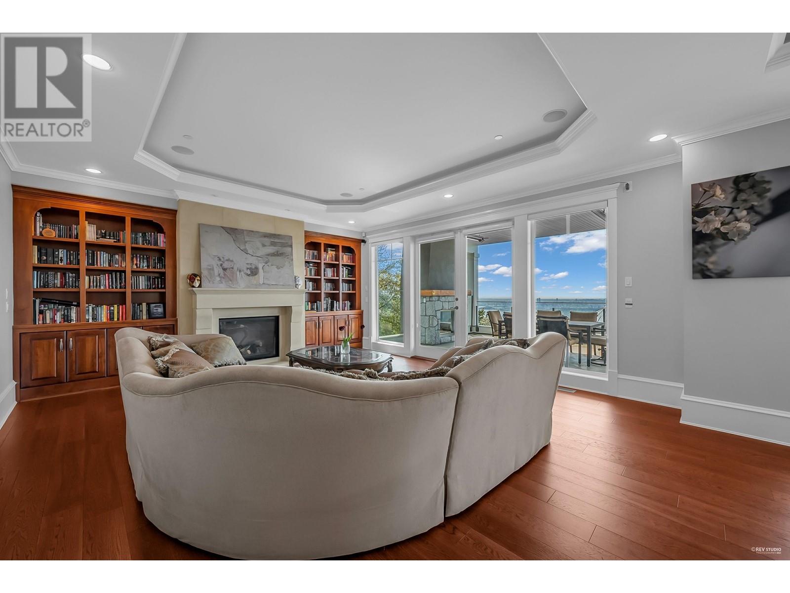 2326 CHIPPENDALE ROAD, West Vancouver