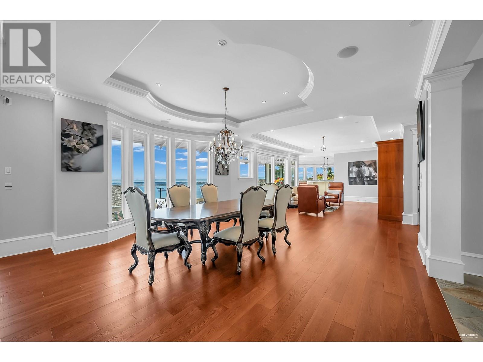 2326 CHIPPENDALE ROAD, West Vancouver