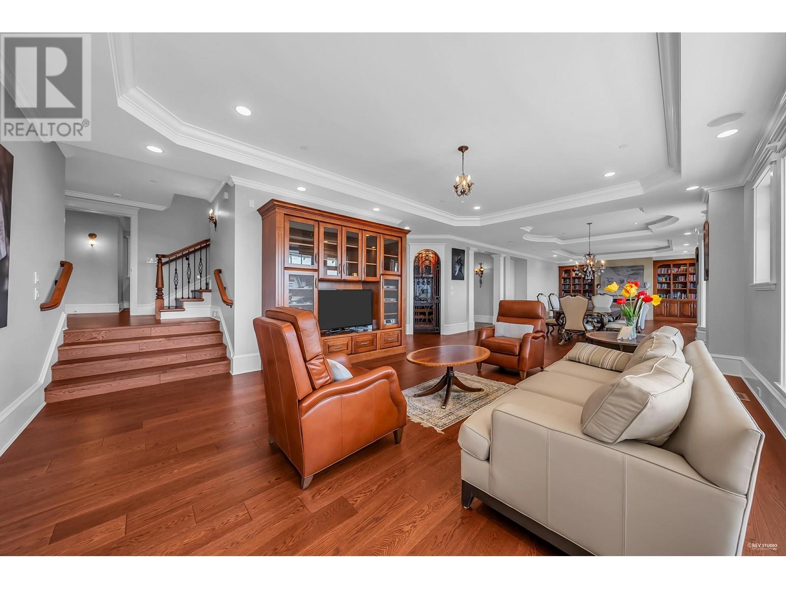 2326 CHIPPENDALE ROAD, West Vancouver
