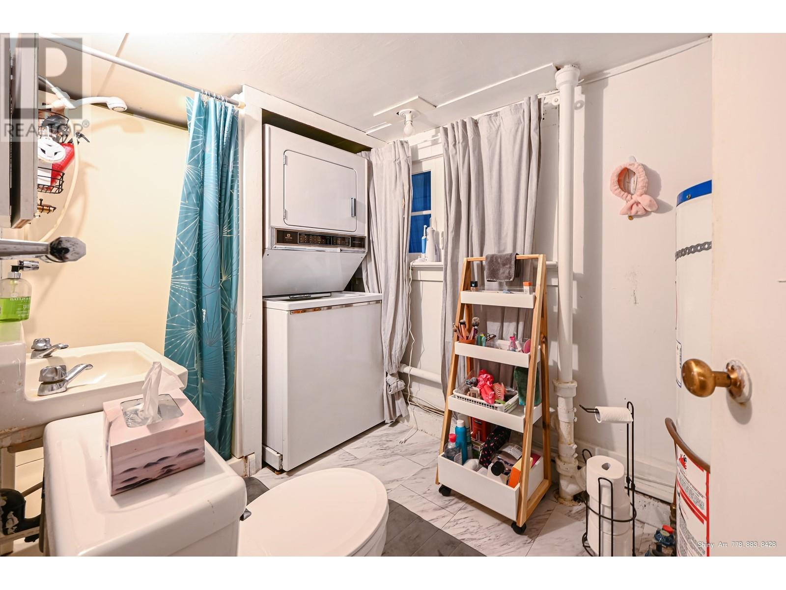 3981 W 11TH AVENUE, Vancouver