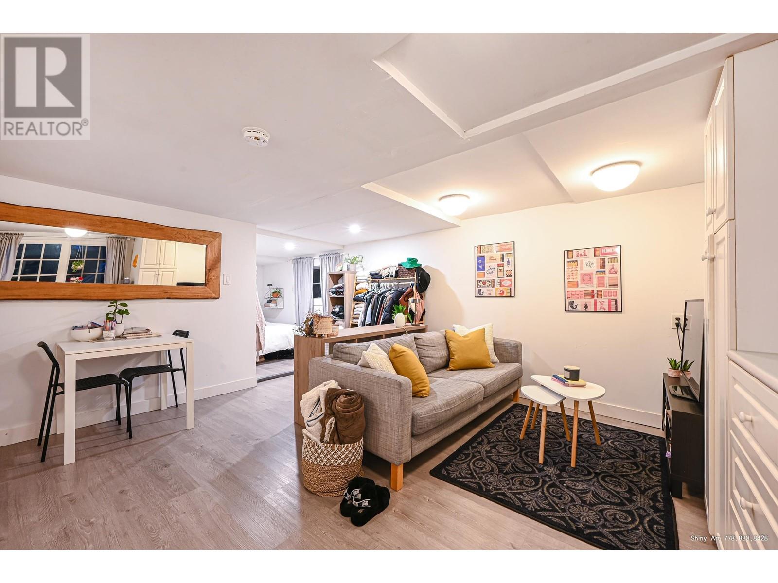 3981 W 11TH AVENUE, Vancouver