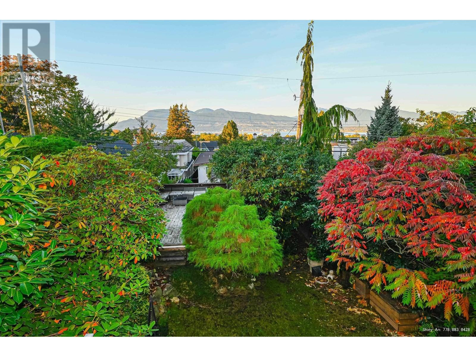 3981 W 11TH AVENUE, Vancouver