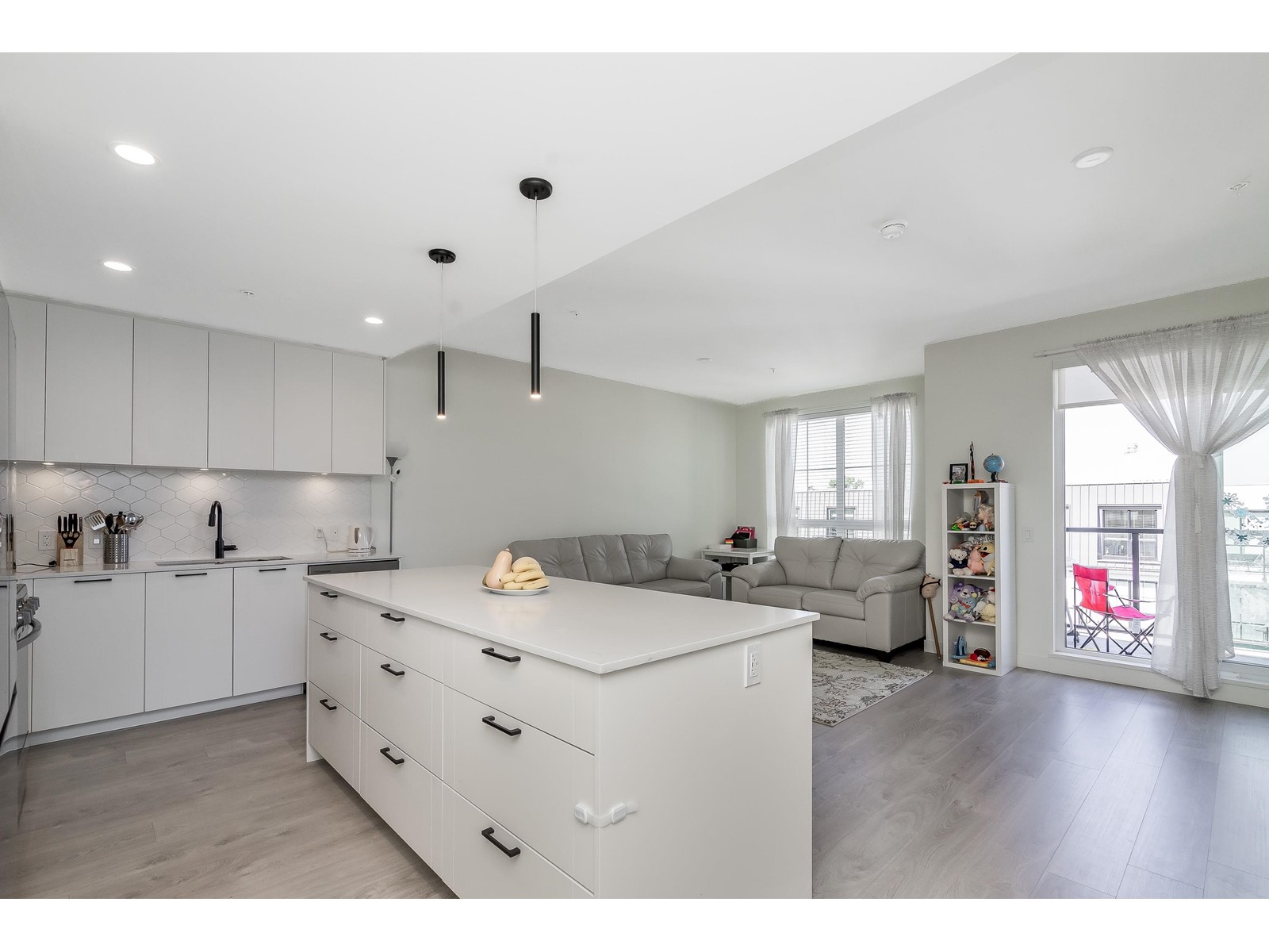 Photo 1 of 609 8379 201 Street, Langley BC