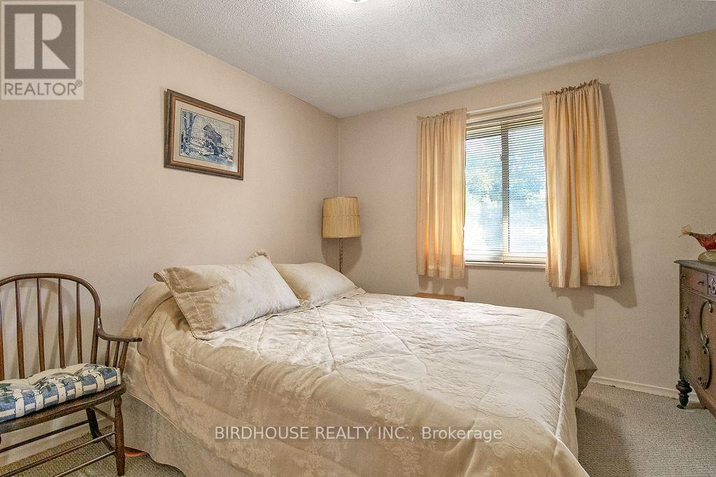 Photo 31 of 139 Murray Street, Kawartha Lakes ON