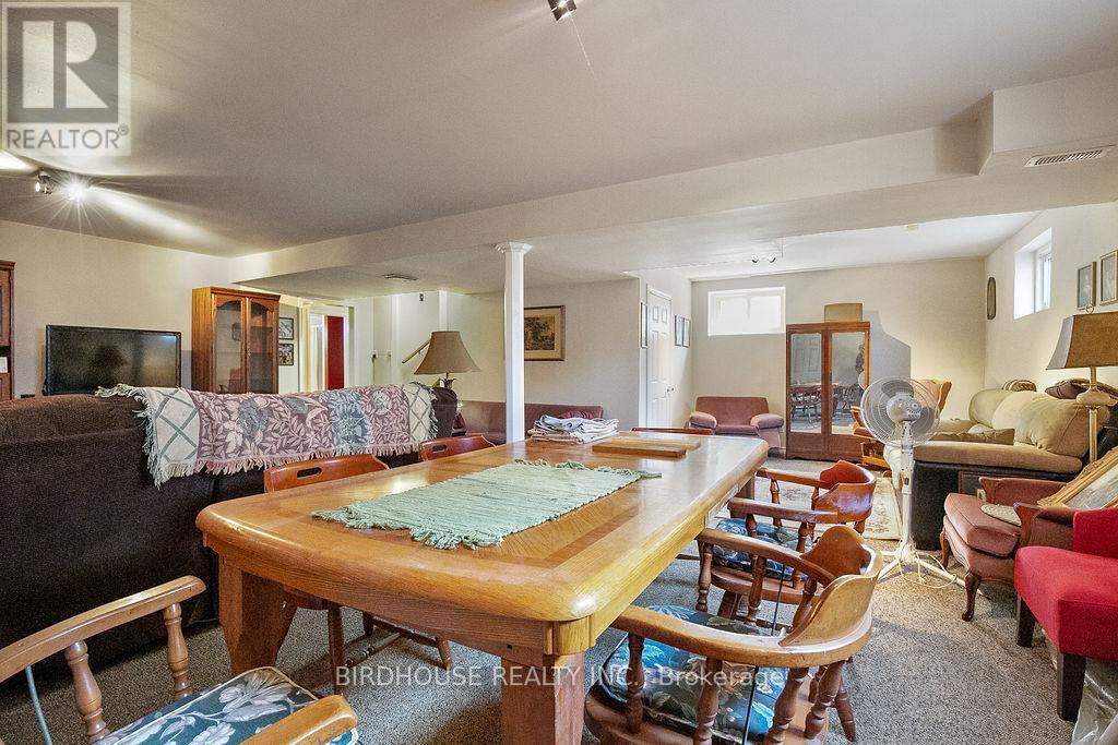 Photo 18 of 139 Murray Street, Kawartha Lakes ON