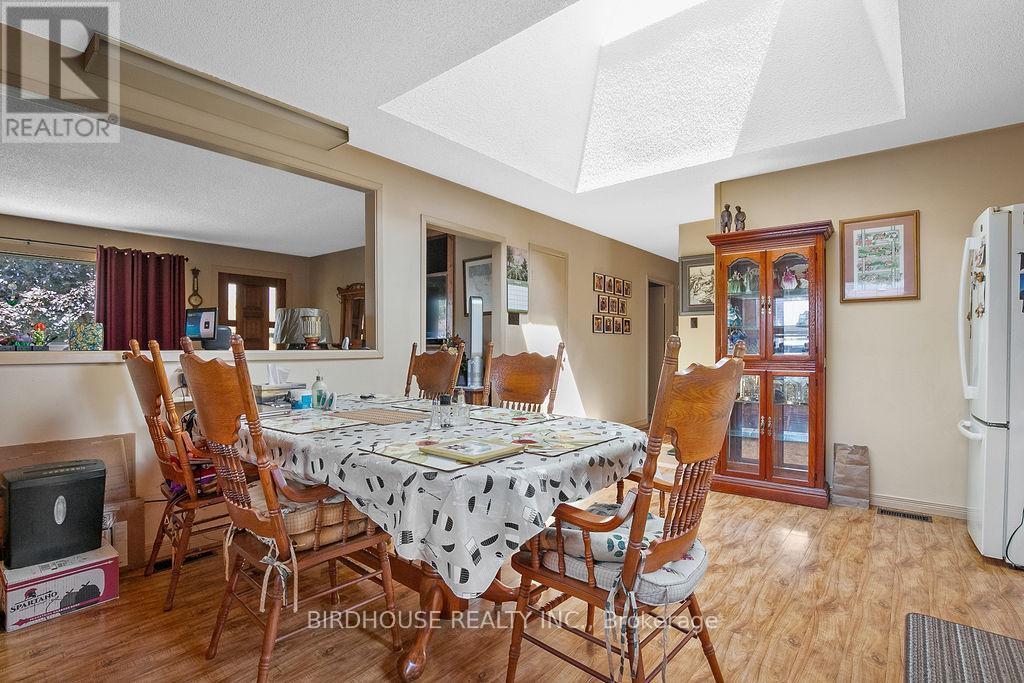 Photo 30 of 139 Murray Street, Kawartha Lakes ON