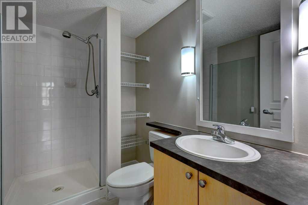 Single Family House for Sale in   Richard Court SW Lincoln Park Calgary 