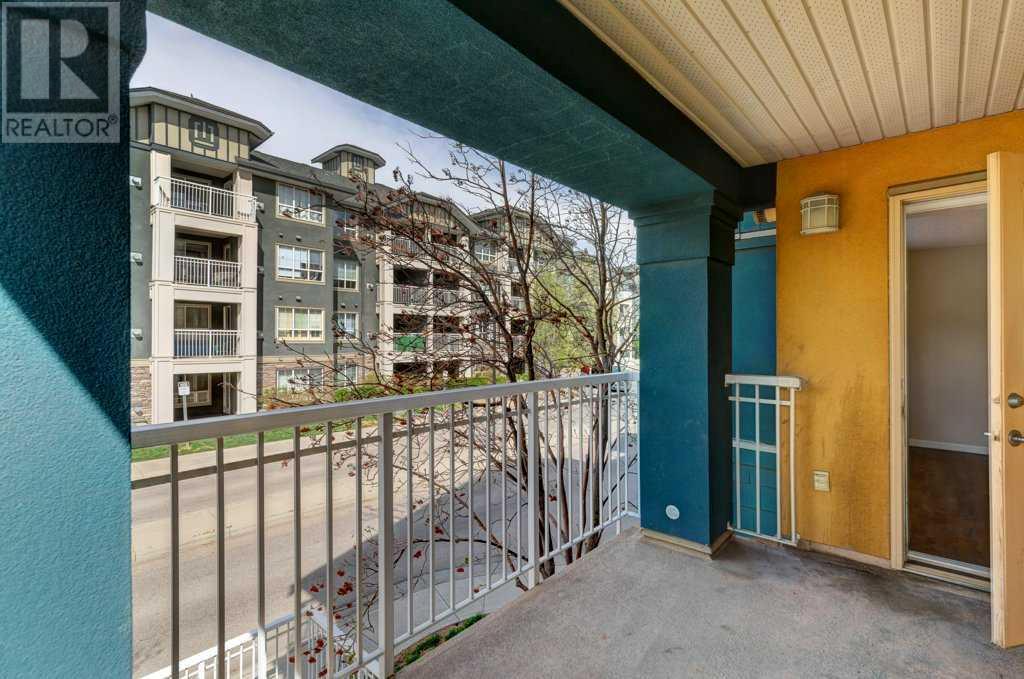 Single Family House for Sale in   Richard Court SW Lincoln Park Calgary 