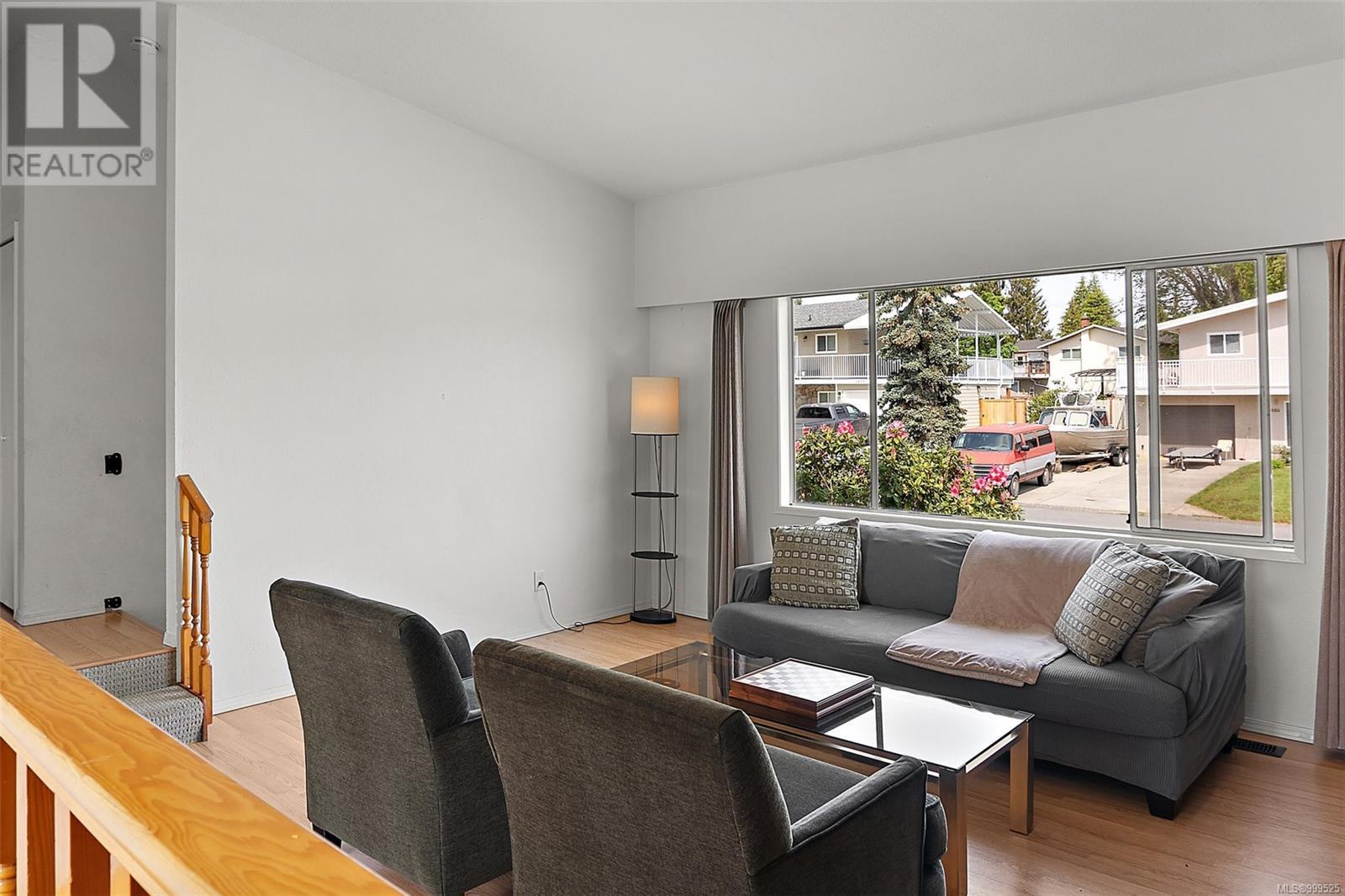  1881 Seaboard Crescent, Central Saanich
