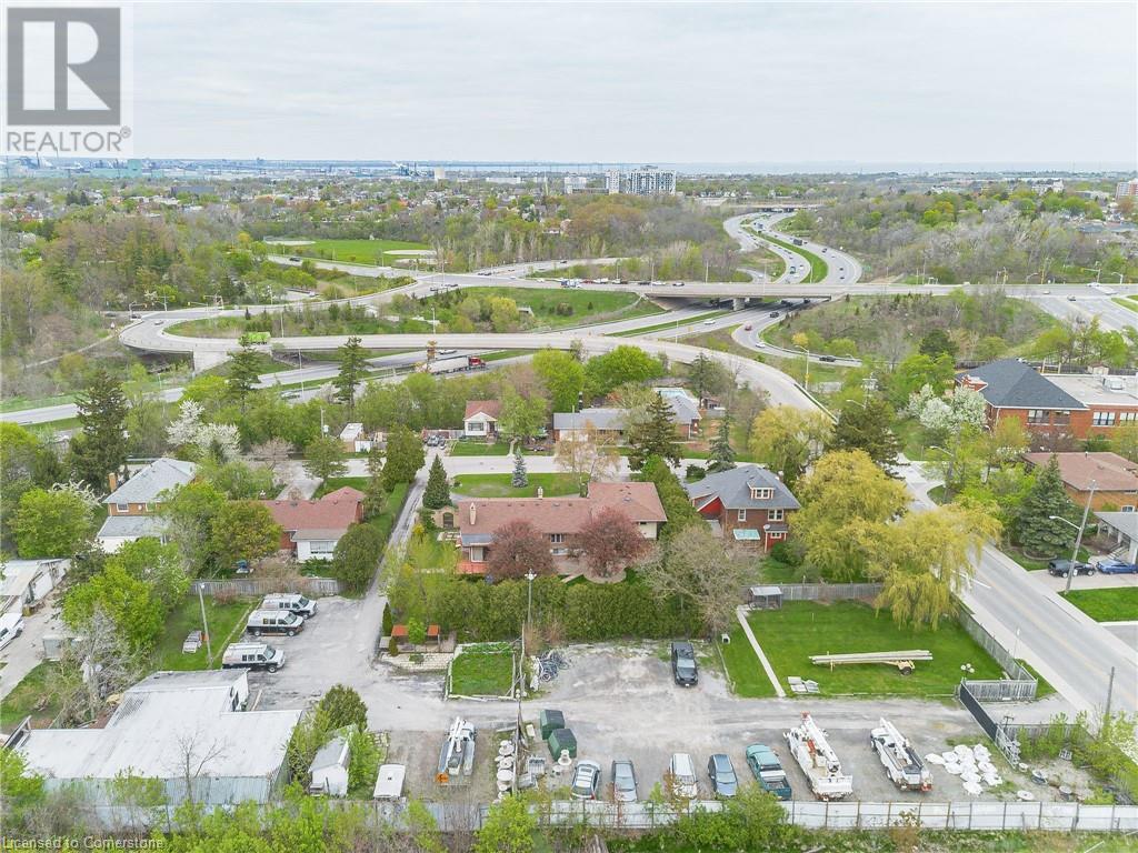 Photo 11 of 262 270 276 Hixon Road, Hamilton ON