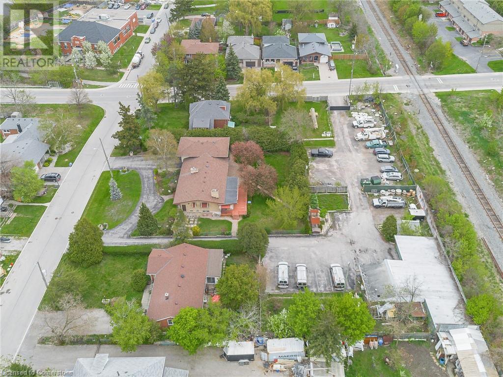 Photo 13 of 262 270 276 Hixon Road, Hamilton ON
