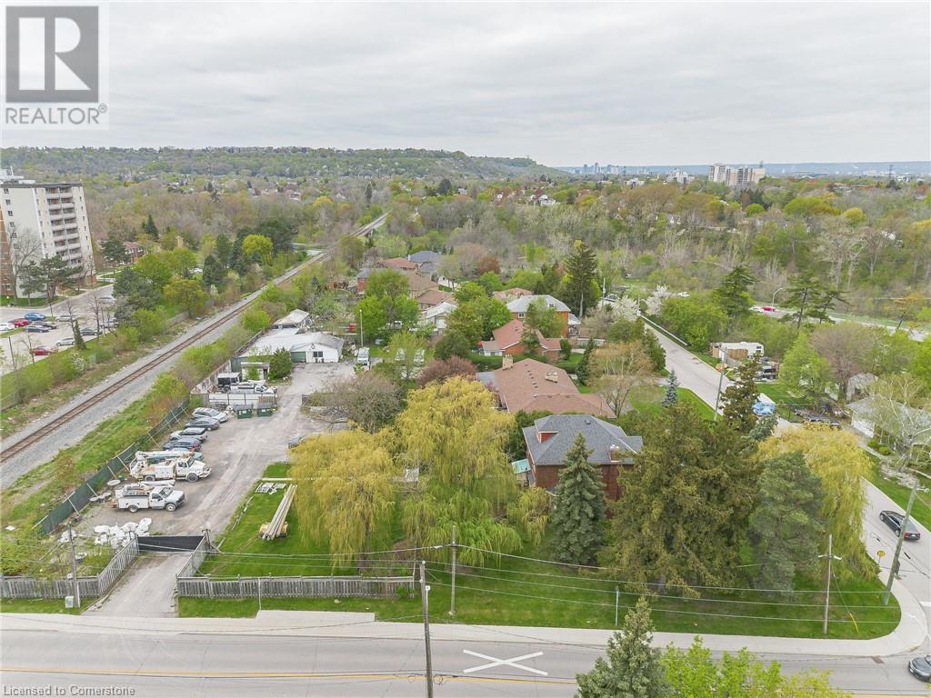 Photo 19 of 262 270 276 Hixon Road, Hamilton ON