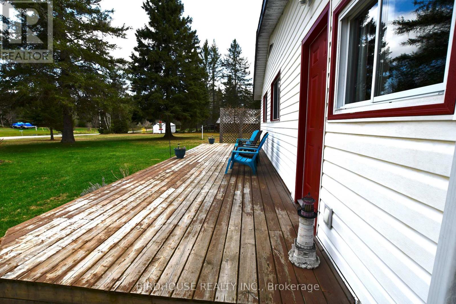 Photo 17 of 1084 South Algonquin Road, Dysart Et Al ON