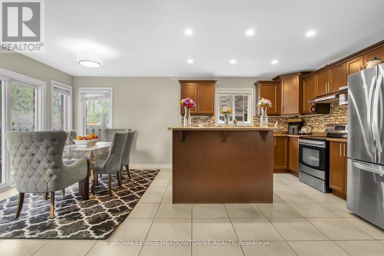 Photo 24 of 1162 Smither Road, London North ON