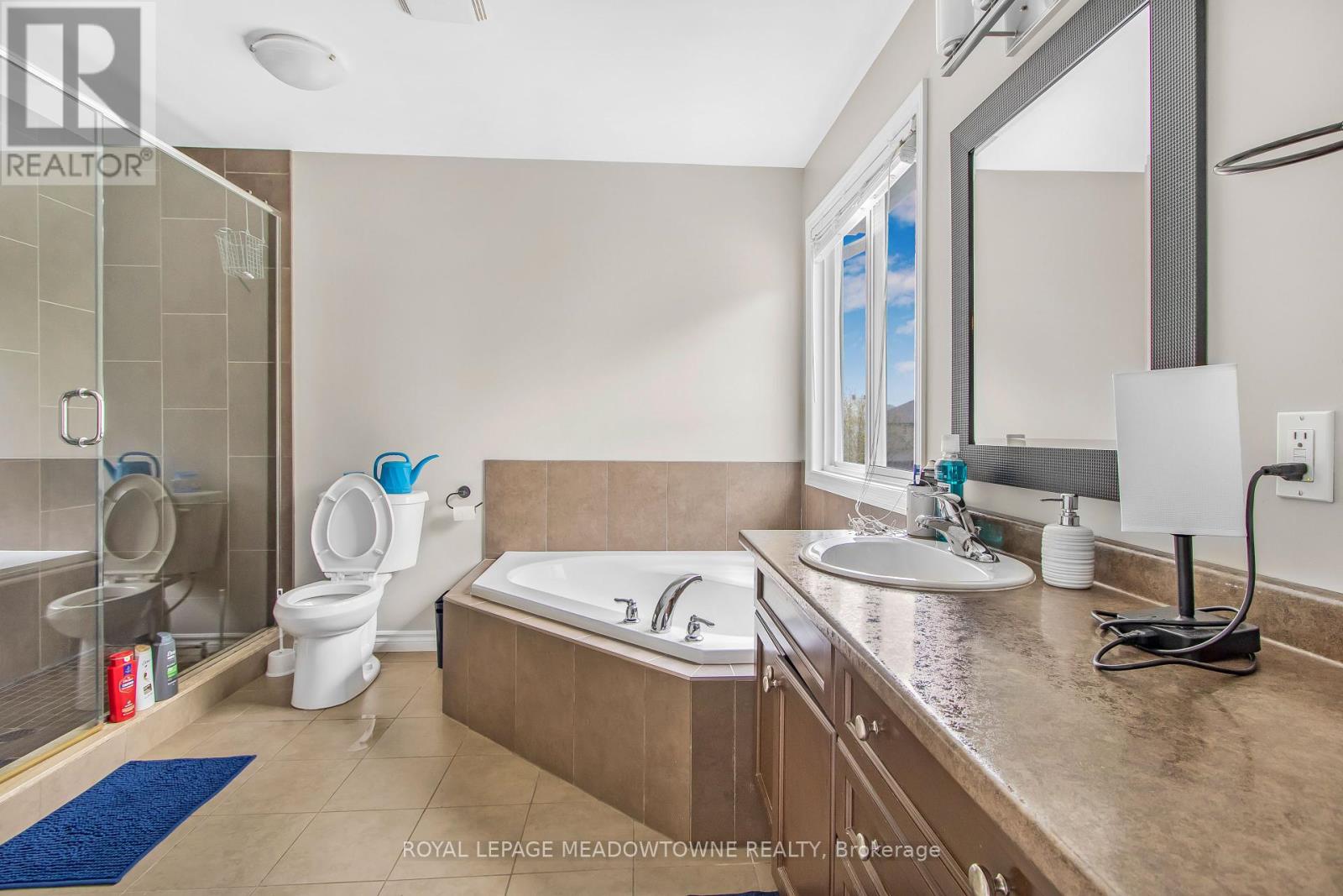Photo 32 of 1162 Smither Road, London North ON