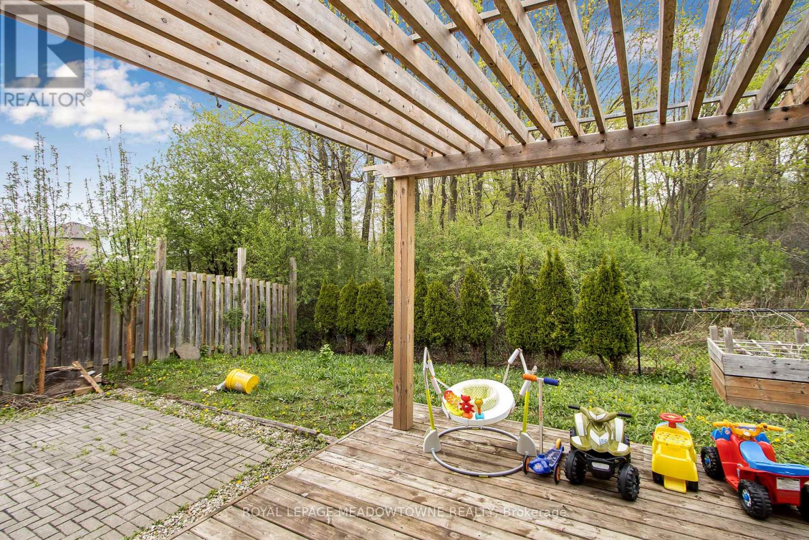 Photo 35 of 1162 Smither Road, London North ON