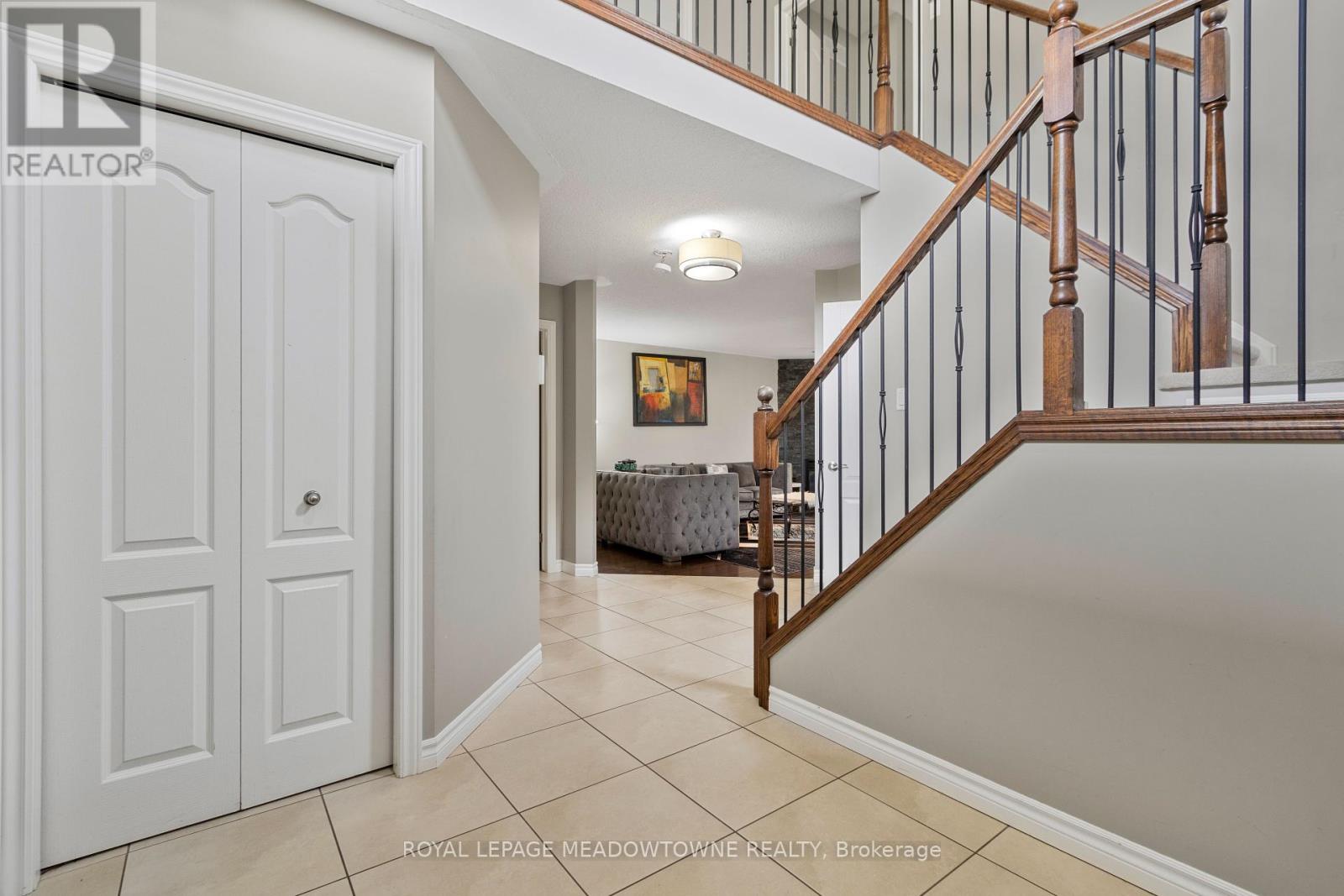 Photo 6 of 1162 Smither Road, London North ON